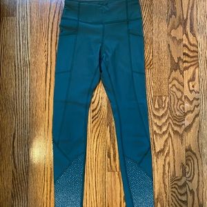 Lululemon Scalloped Legging